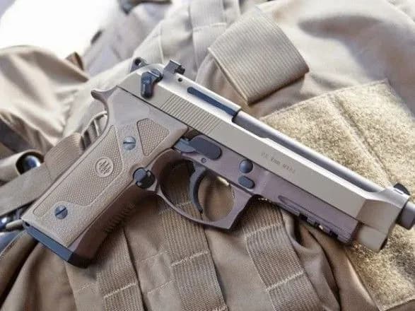 Громадянин Таджикістану налагодив збут зброї у Києві