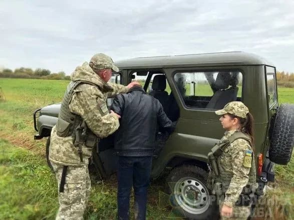 Чотирьох вихідців з Африканського континенту затримали на кордоні із Польщею
