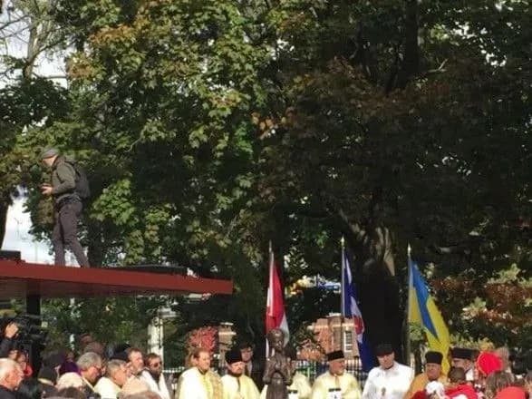 У Торонто встановили меморіал жертвам Голодомору