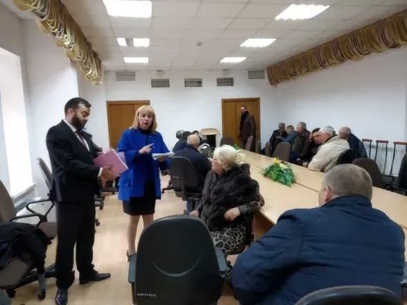 Голова правління Фонду соцстрахування забарикадувався, щоб не пустити Громадську раду на засідання