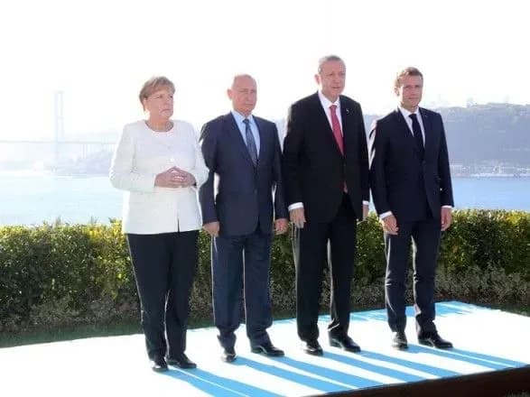 Президент Туреччини закликав сформувати конституційний комітет в Сирії до кінця року