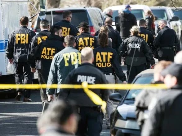 Підозрюваний в розсилці бомб в США писав імена адресатів з помилками