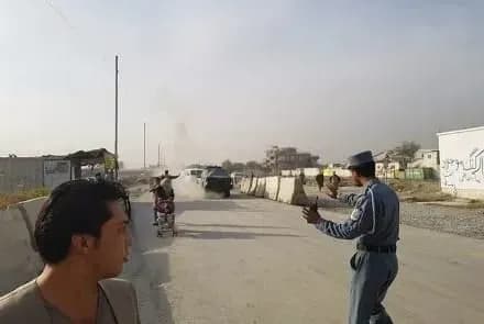 Возле здания ЦИК в Афганистане взорвали бомбу, есть жертвы