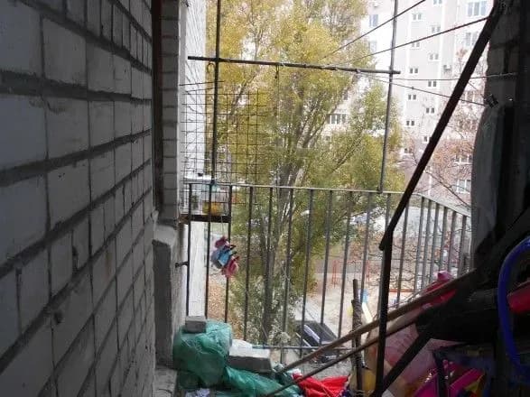 У Харкові батько знайшов повішеною 14-річну доньку