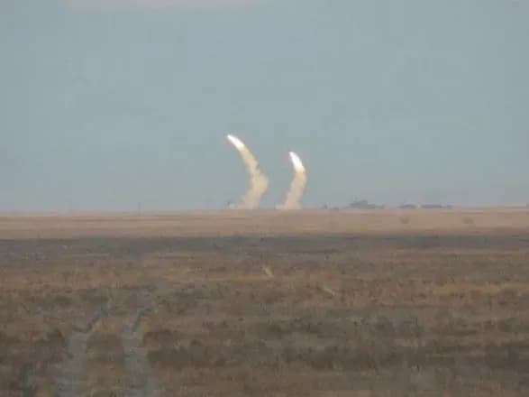 Через випробування зенітних ракет над Чорним морем закриють повітряний простір