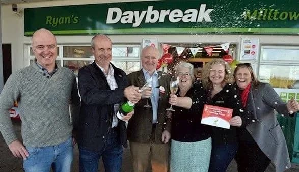 Подружня пара з Ірландії виграла 4,4 млн євро у лотерею