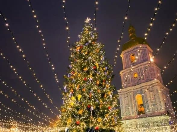 Стало відомо, коли засяє головна ялинка країни