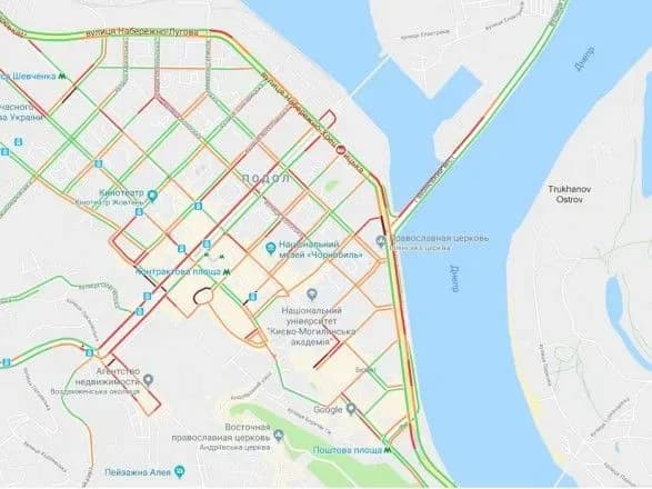 Київ досі стоїть у заторах