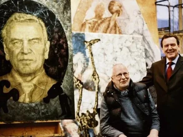 МЗС ФРН закликало видалити сайт "Миротворець" в зв'язку з внесенням в його базу Герхарда Шредера