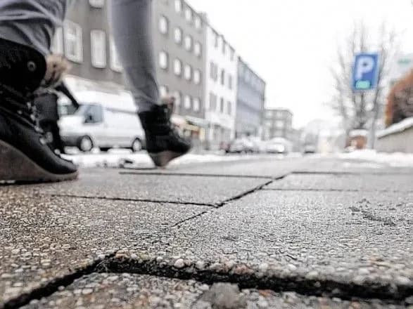 Три дня в Киеве будет скользко из-за гололедицы