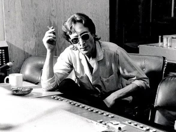 Вбивця Джона Леннона заявив, що "вагався" перед злочином