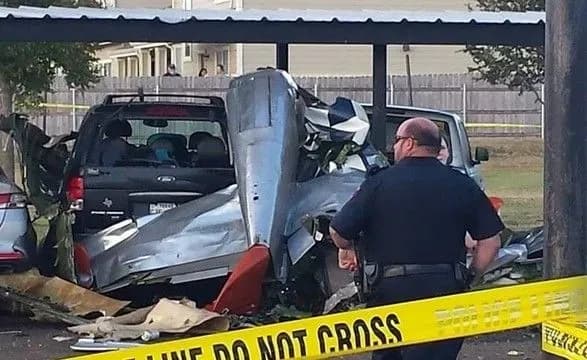 Під час аварії у Техасі винищувача часів Другої світової війни двоє людей загинули