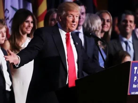 Трамп не намерен менять конституцию под себя