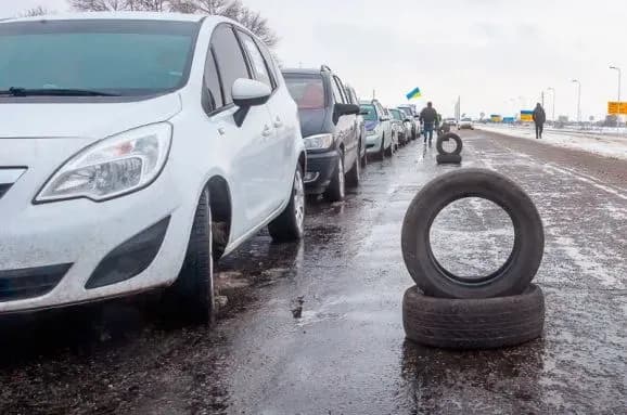 "Евробляхеры" свернули протест и разблокировали дороги