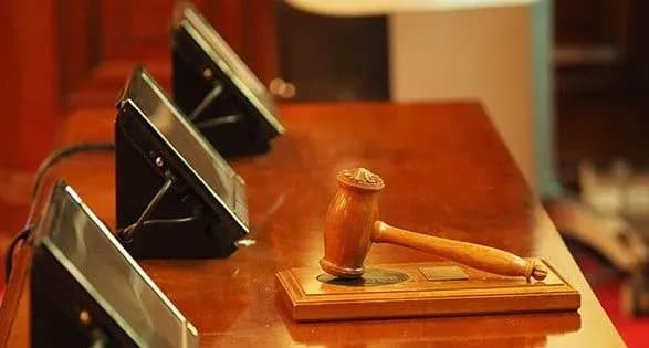 Суд продовжив строк розслідування замаху на Михайлика