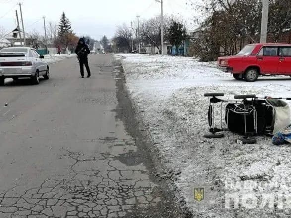 П'яний водій збив вагітну жінку з дитячим візочком