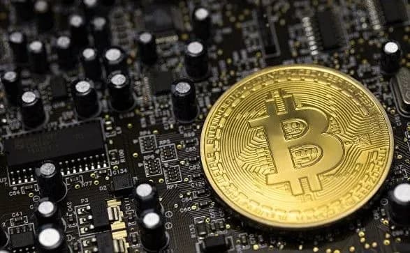 В Індії шахраї виманювали у людей Bitcoin через LinkedIn