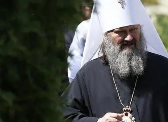 Митрополит Павло запідозрив, що СБУ шукає у господарстві корів-терористок