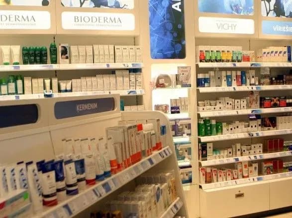 Експансія мережовиків знищила сільські аптеки у Литві