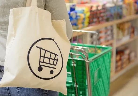 Рада посилила контроль за виробниками харчових продуктів