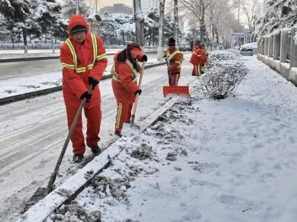 У Китаї випущено "синє" попередження через хуртовини