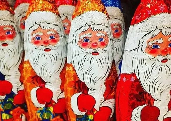 Новорічні солодкі подарунки можуть нести небезпеку для дітей