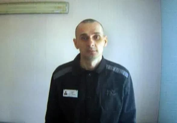 Денісова звернулась до радника Путіна через ураження внутрішніх органів Сенцова