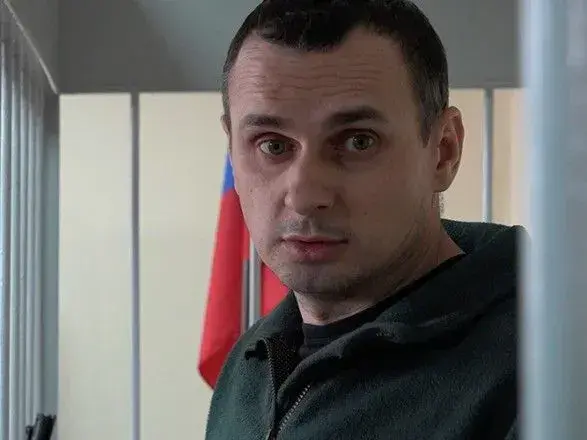 У РФ запевняють, що з Сенцовим все в порядку