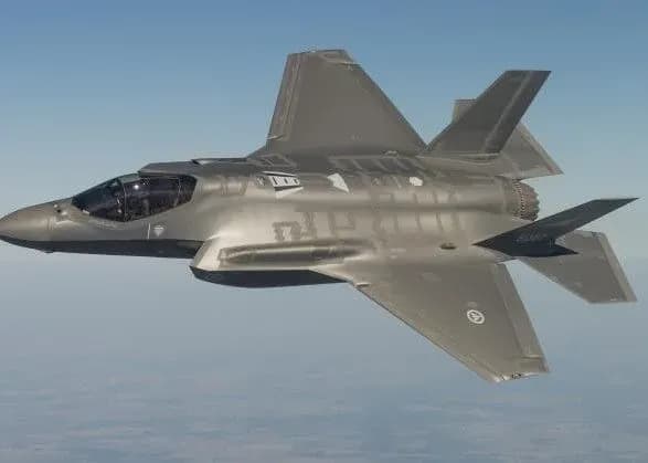 SIPRI: США лідирують на світовому ринку зброї, Росія стала другою