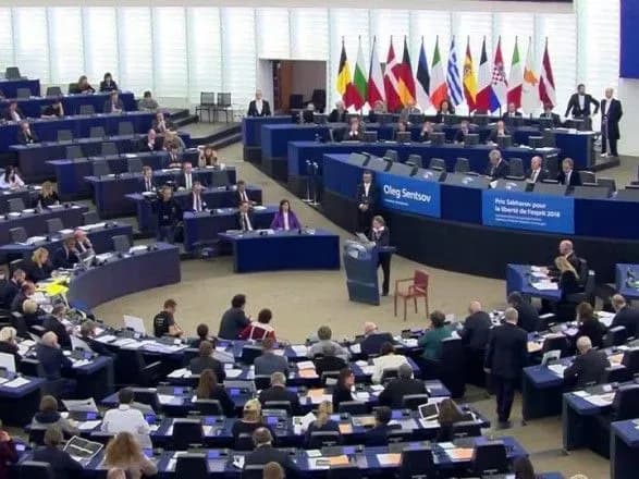 Сестра Сенцова зачитала лист режисера в Європарламенті