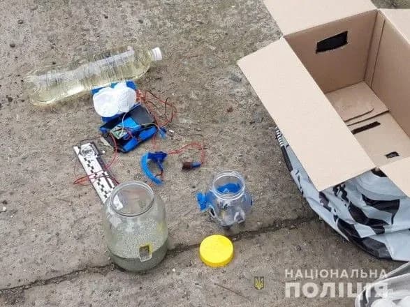 У рейсовому автобусі кілька днів возили радіокеровану вибухівку
