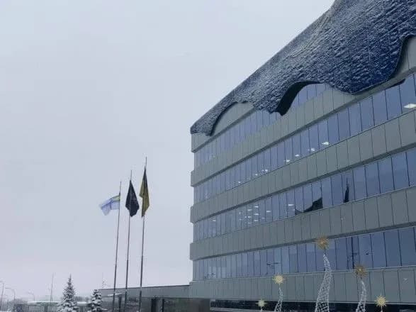 МХП Косюка вивісив прапор ВМС на підтримку моряків