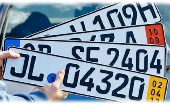 Податківці вже розмитнили понад 2,5 тисячі "євроблях"