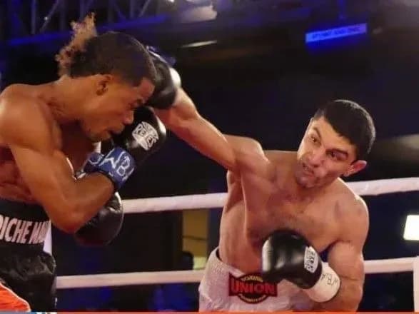 Український боксер Далакян захистив титул чемпіона світу