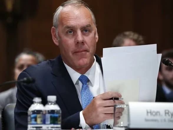 Глава МВС США спростував звинувачення в розтраті бюджетних коштів