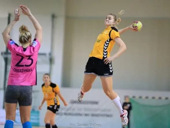 Український гандбольний клуб тріумфував на турнірі в Польщі