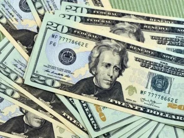 Мужчину обокрали на 160 000 долларов прямо в столичном кафе