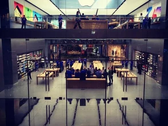 Німецький суд обмежив продаж Iphone через патентні порушення