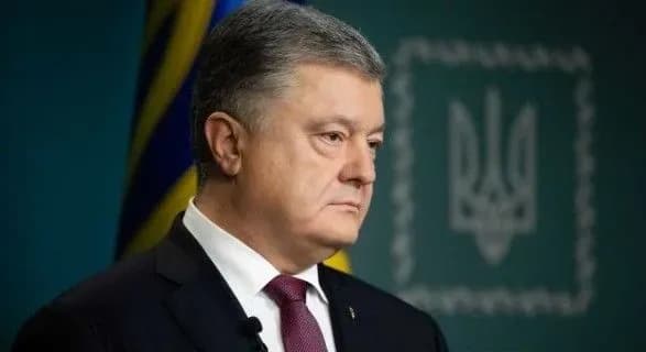 Порошенко очікує пропозицій щодо продовження обмежень на кордоні