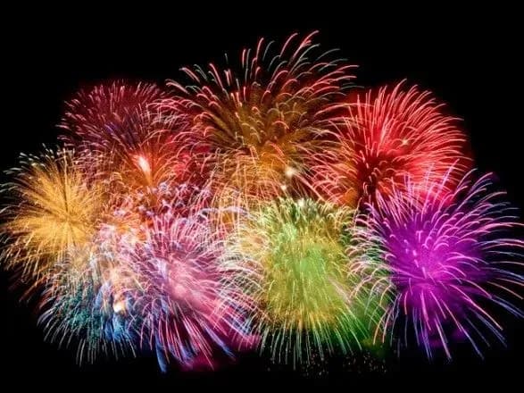 Рятувальники пояснили, як безпечно запускати феєрверки