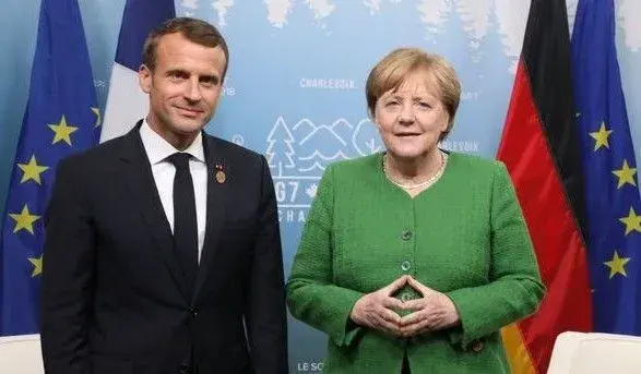 Меркель і Макрон вимагають звільнити українських моряків з російського полону