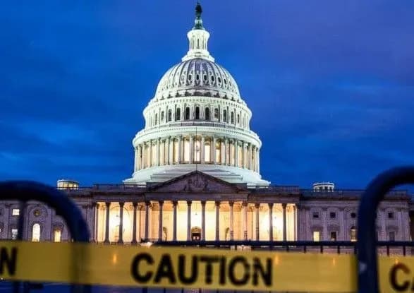 "Шатдаун" в США затянется до начала следующего года