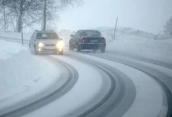 В Україні зняли обмеження руху автошляхами