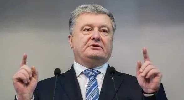 Президент поставив в один ряд Томос, безвіз та донецьких кіборгів
