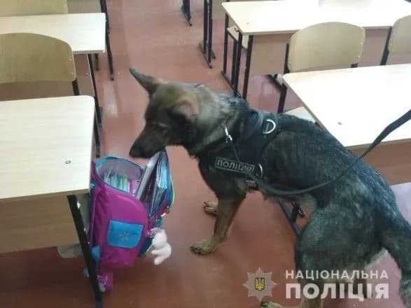 У харківській школі шукали вибухівку