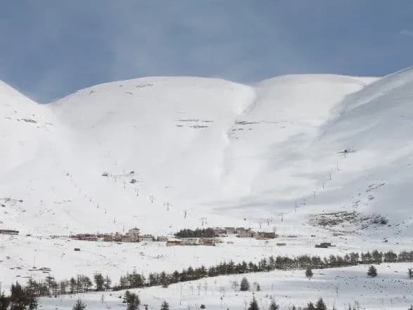 На Ліван знову обрушилися зливи і снігопади
