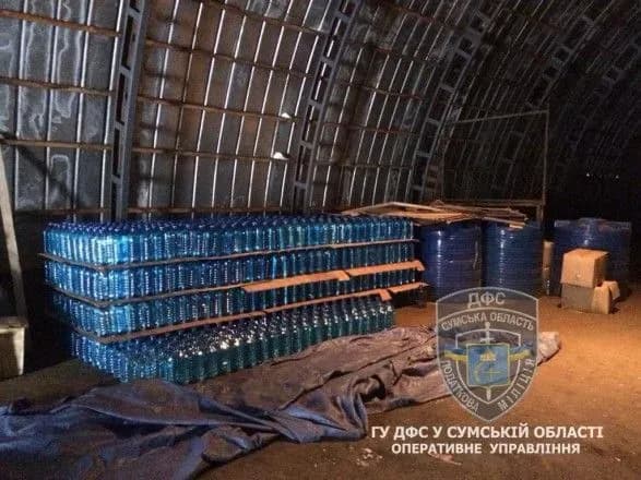 На Сумщині взято під варту організатора масового виробництва спирту