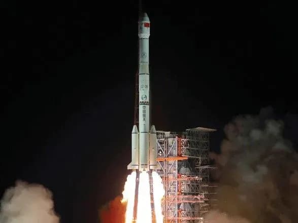 Китайський зонд здійснив біологічний експеримент на Місяці