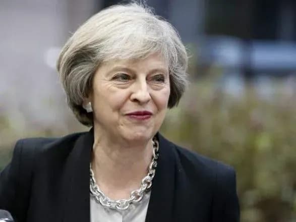 Мей скасувала поїздку в Давос