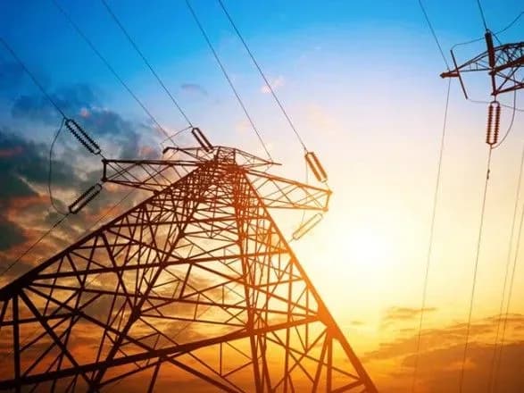 Енергосистема України працює без чотирьох атомних блоків